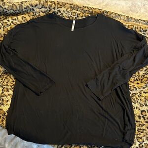 Azules Black Long Sleeve Tee